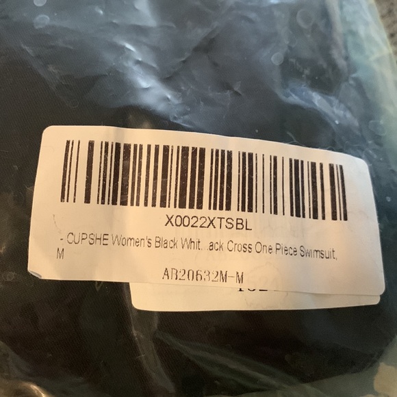 NWT CUPSHE Live on the beach CROSS STRAPPY DEEP V NECK padded BATHING SWIMSUIT♥️ - Picture 9 of 10